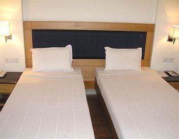 Rukmini Riviera Hotel Hyderabad Exterior photo